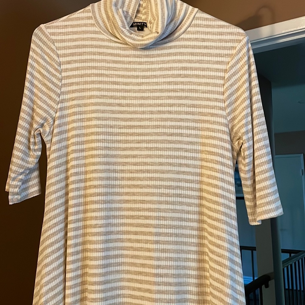 Beautiful dress, almost new